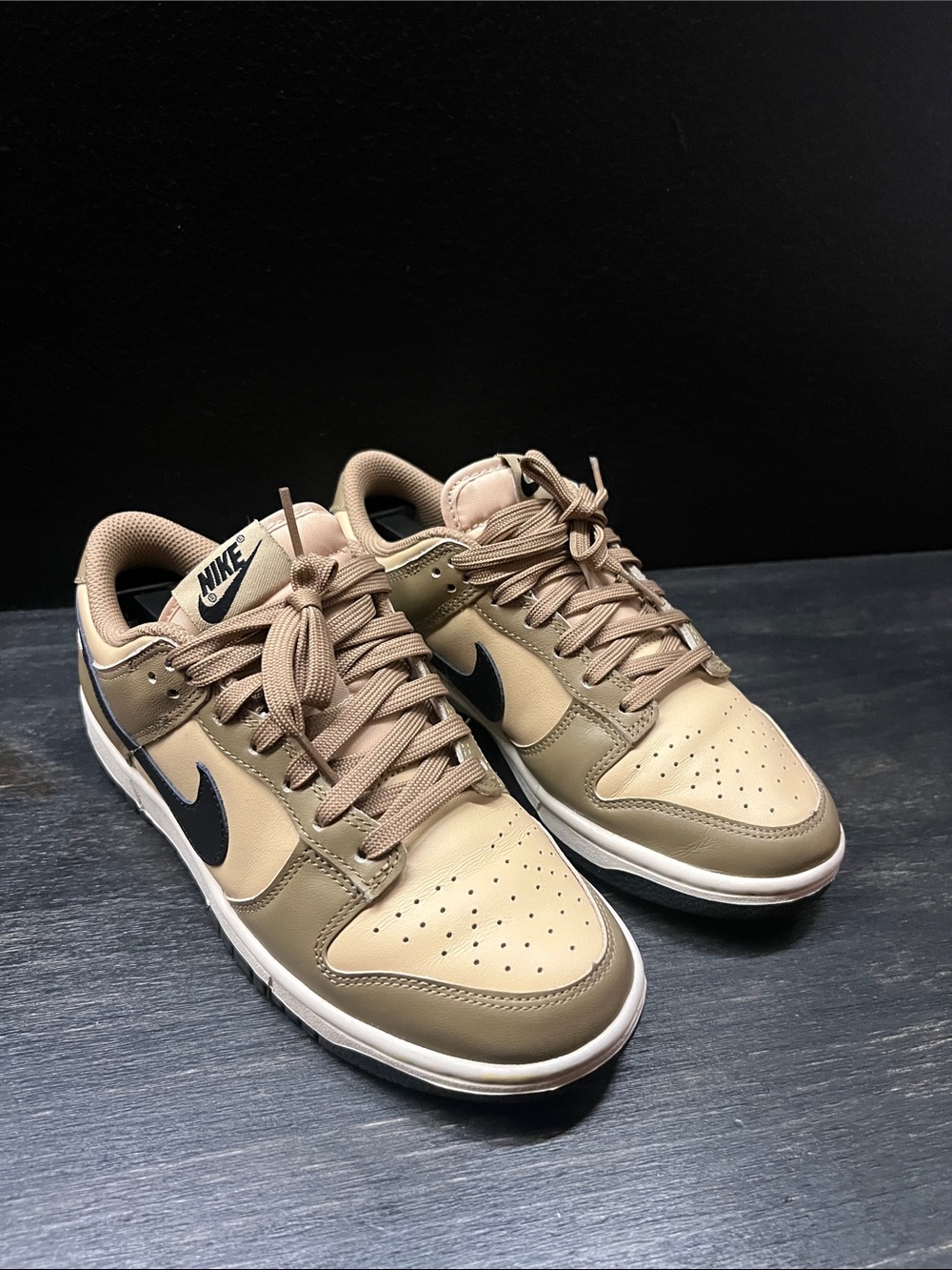 Nike Men’s Low-Top Sneakers in Khaki and Black